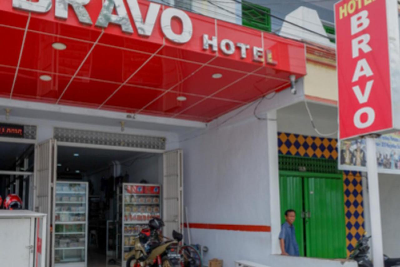 Reddoorz @ Hotel Bravo Pantai Kamali Bau Bau Baubau Екстер'єр фото
